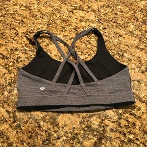 Lululemon sports bra